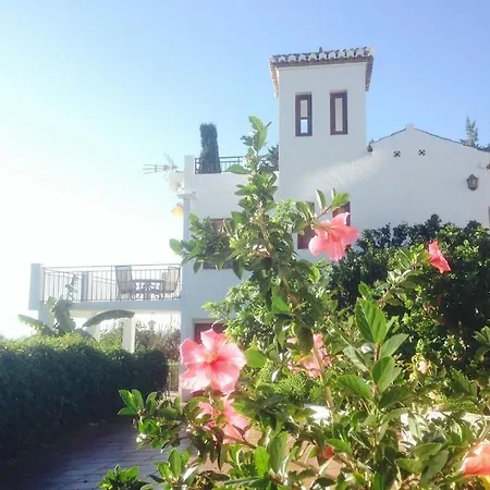 Holiday home La Torrecica, Con Caracter Andaluz Y Magnificas Vistas Al Mar Y Sierra Nevada Salobrena