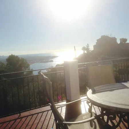 Holiday home La Torrecica, Con Caracter Andaluz Y Magnificas Vistas Al Mar Y Sierra Nevada Salobrena