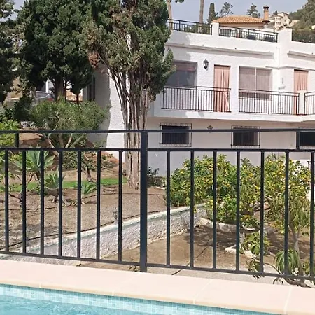 La Torrecica, Con Caracter Andaluz Y Magnificas Vistas Al Mar Y Sierra Nevada Holiday home