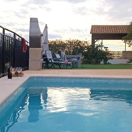 Holiday home La Torrecica, Con Caracter Andaluz Y Magnificas Vistas Al Mar Y Sierra Nevada